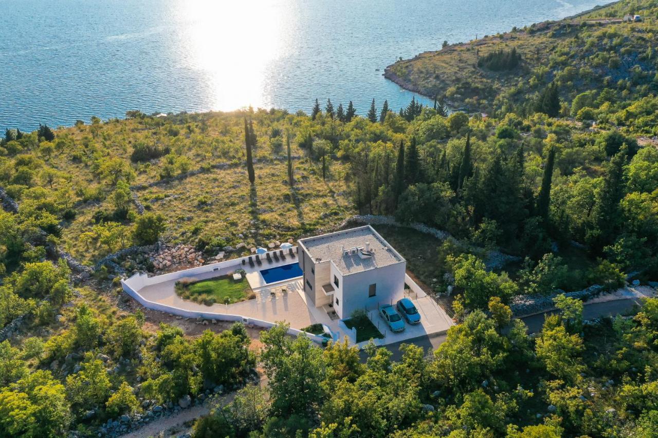 Villa Royal Promons - Heated Pool Starigrad Paklenica Esterno foto