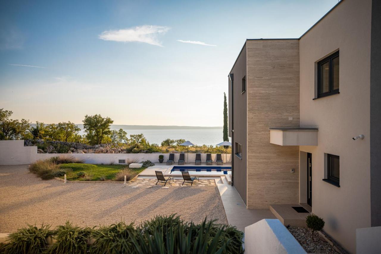 Villa Royal Promons - Heated Pool Starigrad Paklenica Esterno foto